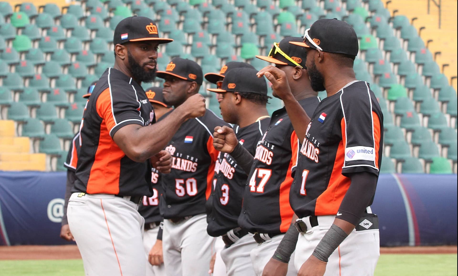Netherlands Walks-off Panama in 9-8 Victory to Open Premier12