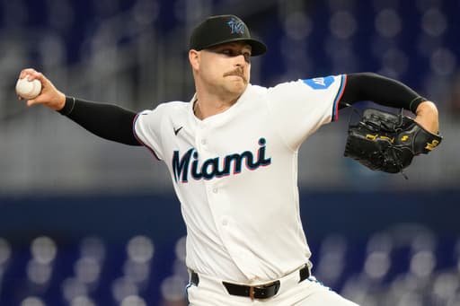 Marlins beat the Mariners 8-4 for a 3-game sweep, extending their win streak to 6