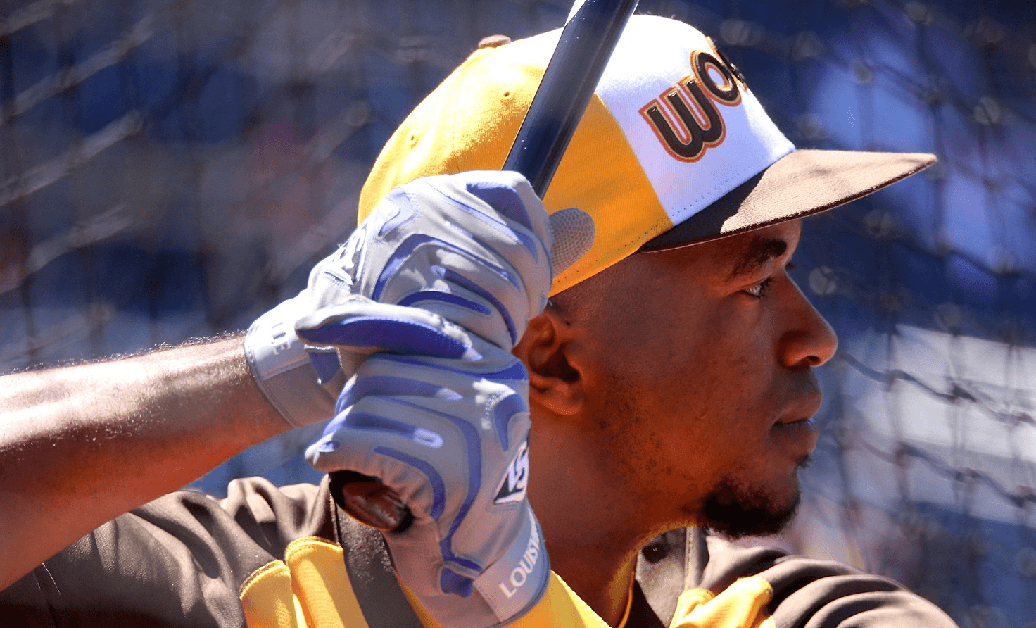 Tampa Bay Rays Sign OF Eloy Jimenez & IF Coco Montes to Minor League Contracts