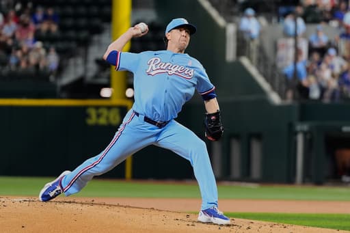 Jacob deGrom strikes out 10 while reaching 1,900 Ks as Rangers beat Cubs 3-0 in another shutout