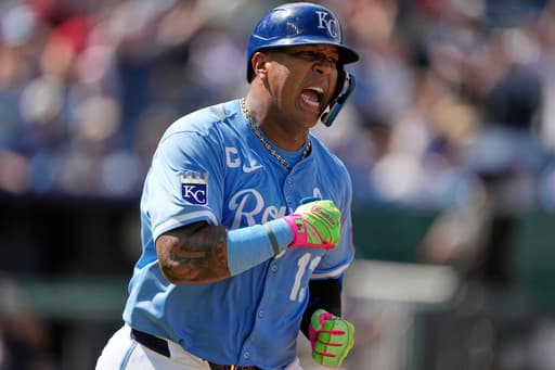 Perez’s single in 10th lifts Royals over Braves 1-0. KC ties record by using 9 pitchers in shutout