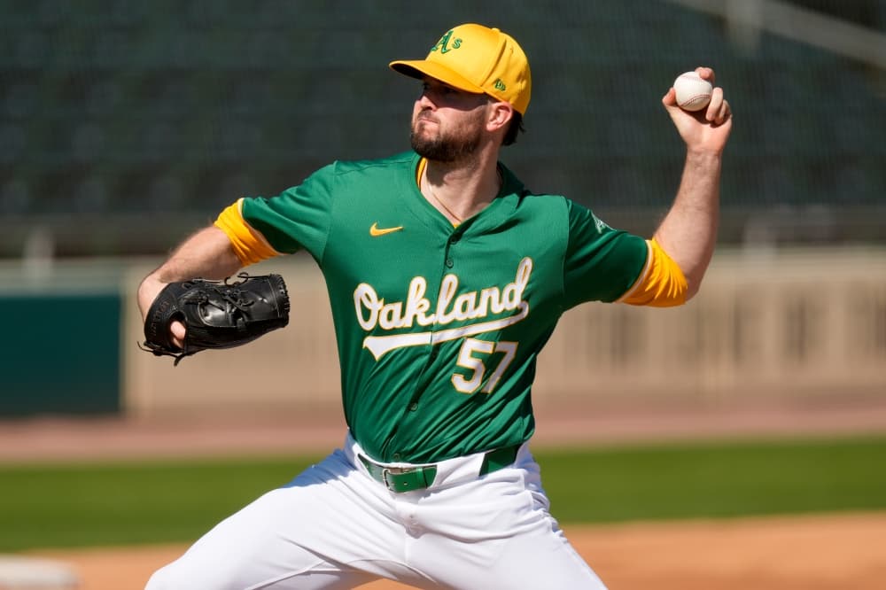 New uniform designs drawing plenty of scrutiny during opening days of spring training
