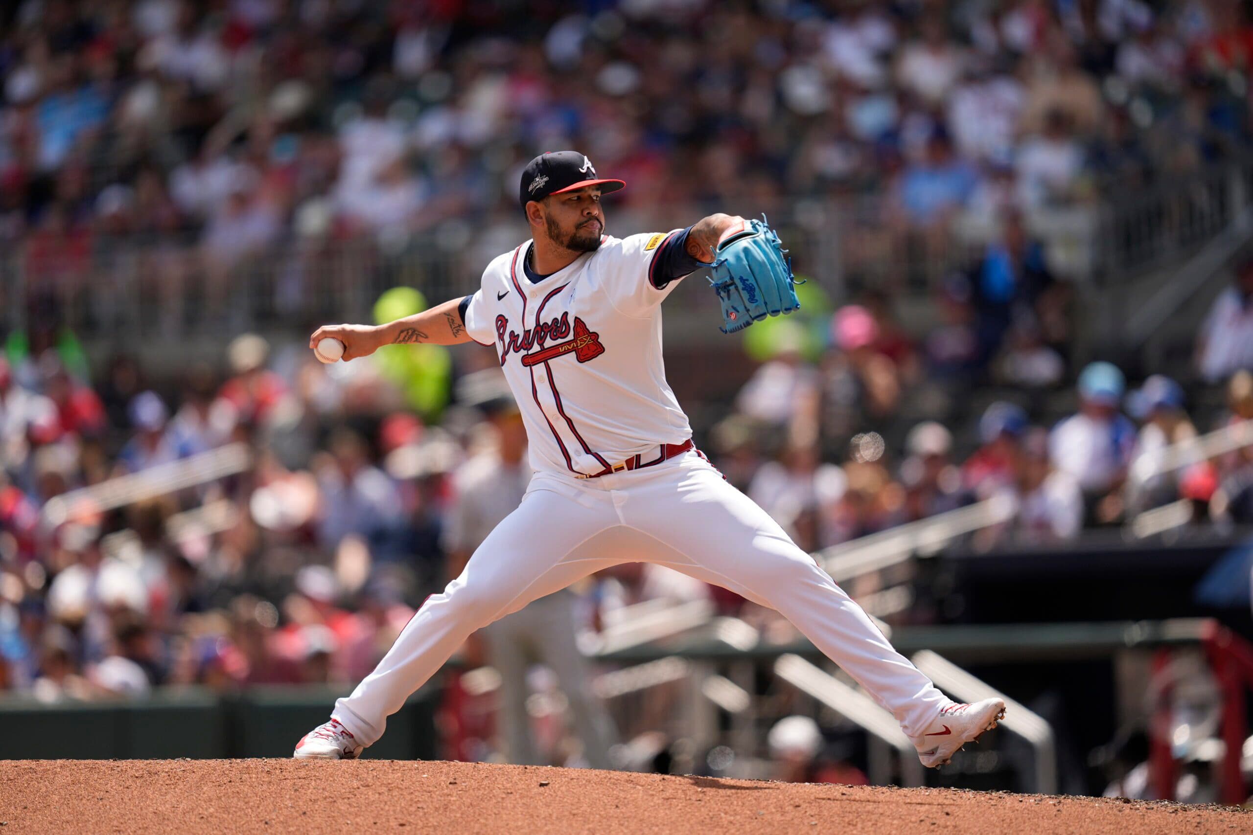 NPB: Former Braves, Phillies Pitcher Signs With Yokohama DeNA BayStars