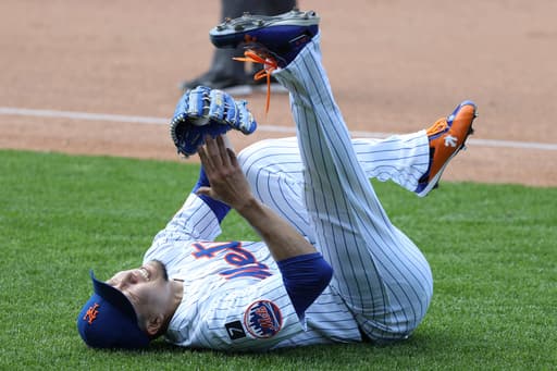 Mets’ Kodai Senga placed on 15-day injured list with low-grade hamstring strain