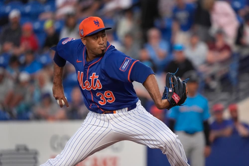 Phillies-Braves and Brewers-Mets openers postponed a day to Friday due to rainy forecasts