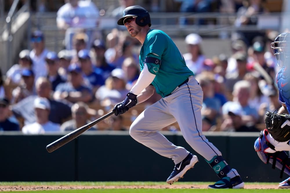 Mariners DH Mitch Garver scratched from lineup before game with Red Sox due to back spasms
