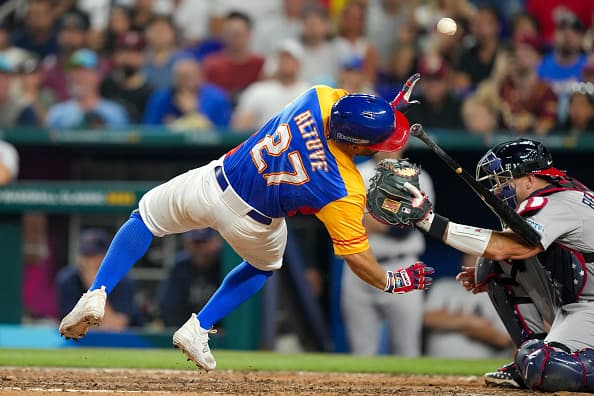 World Baseball Classic Notes: Turner’s Pep Talk Effective; Bard’s Wildness and Altuve’s Thumb