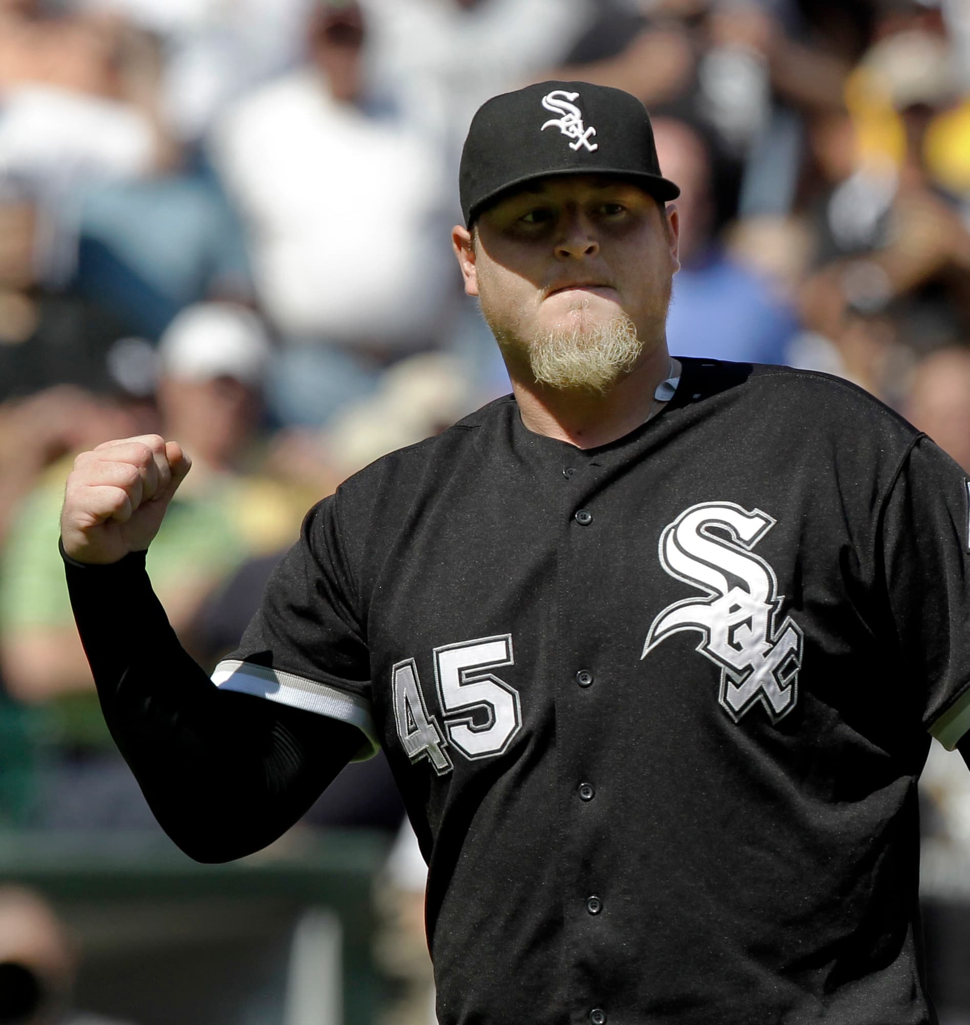 Bobby Jenks, 2-time All-Star closer and World Series champion with the Chicago White Sox, dies at 44