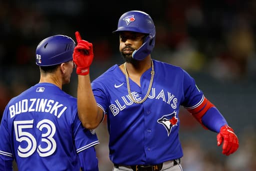 Sosa has tiebreaking 2-run double, Varland snuffs out Angels rally as Blue Jays hold on for 4-2 win