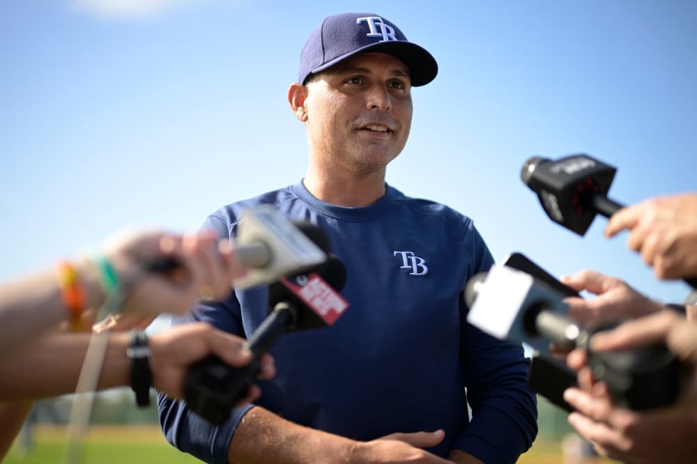 Rays extend contracts of manager Kevin Cash, president of baseball operations Erik Neander