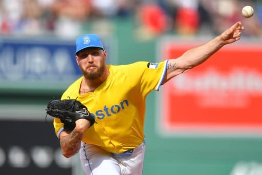 Casas hits a bases-loaded single off Green Monster in 10th to lift Red Sox past White Sox 4-3