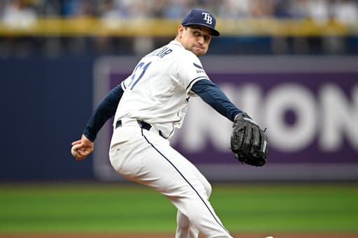 Mariners lose starter Hancock to a hand injury but beat Rays 8-2 to snap a five-game losing streak