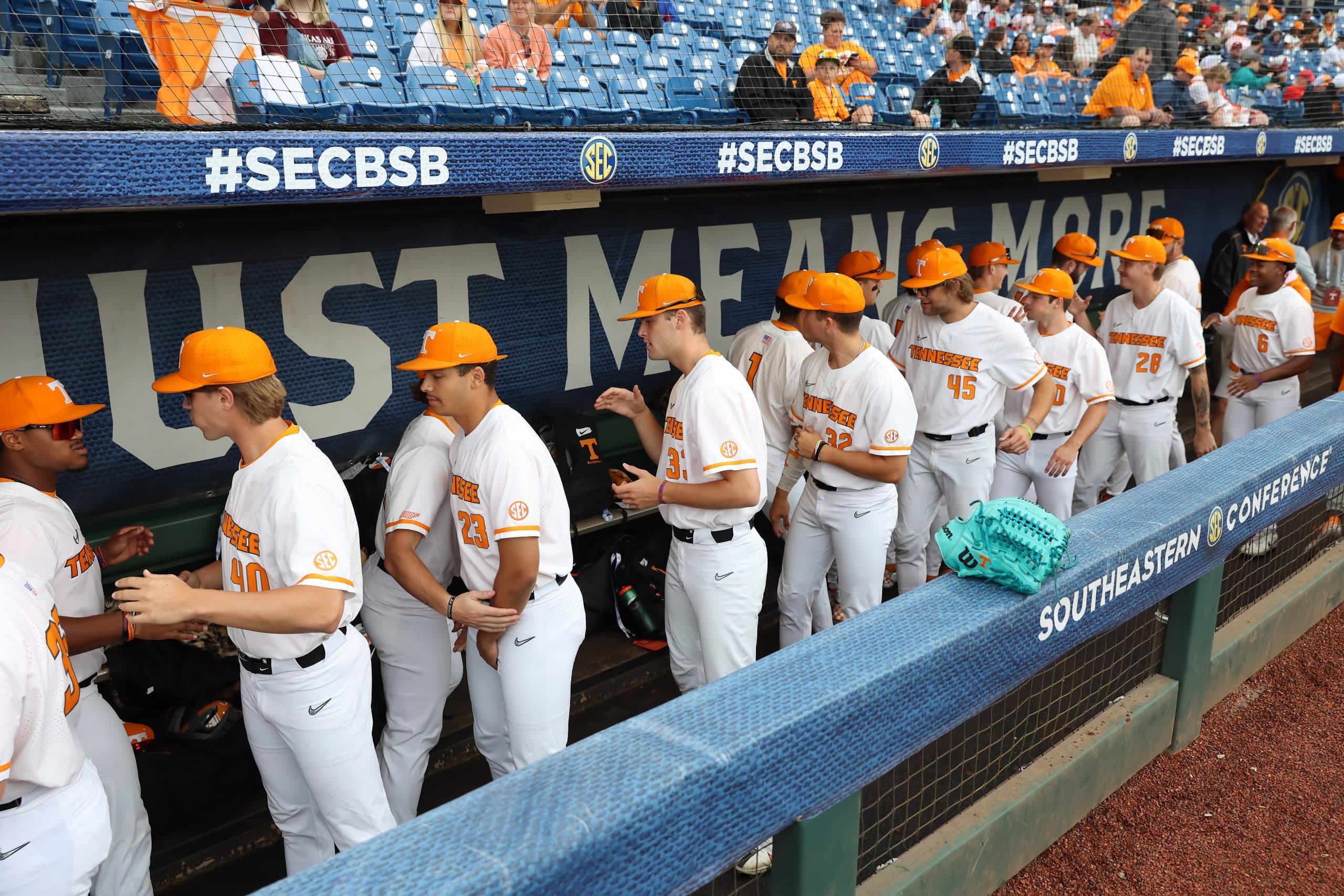 NCAA Top 25: Tennessee Stays No. 1 For Second Straight Week