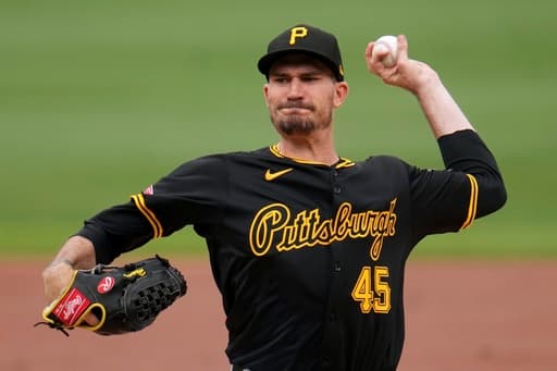 Pirates’ Andrew Heaney leaves his start against Phillies in seventh inning with left calf cramping