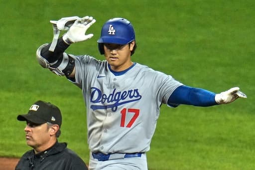 Shohei Ohtani will pitch Monday for the Dodgers; Will Smith sidelined at least through the weekend