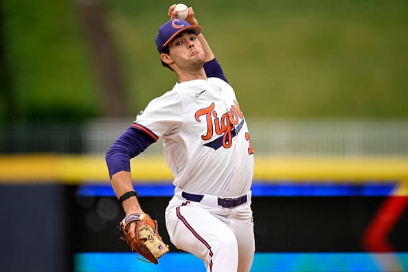 ACC Championship: Clemson Routs North Carolina 10-4, Will Face Miami in Championship Game