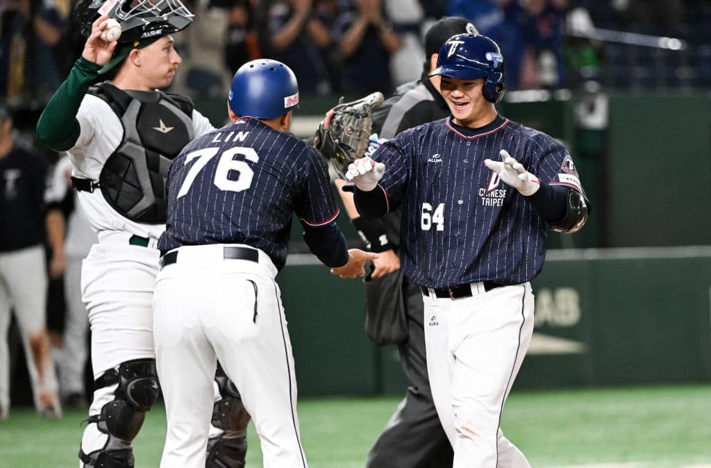 APBC: Chinese Taipei Erupts For Six in 10th, Shuts Out Australia 6-0, Improves to 1-1