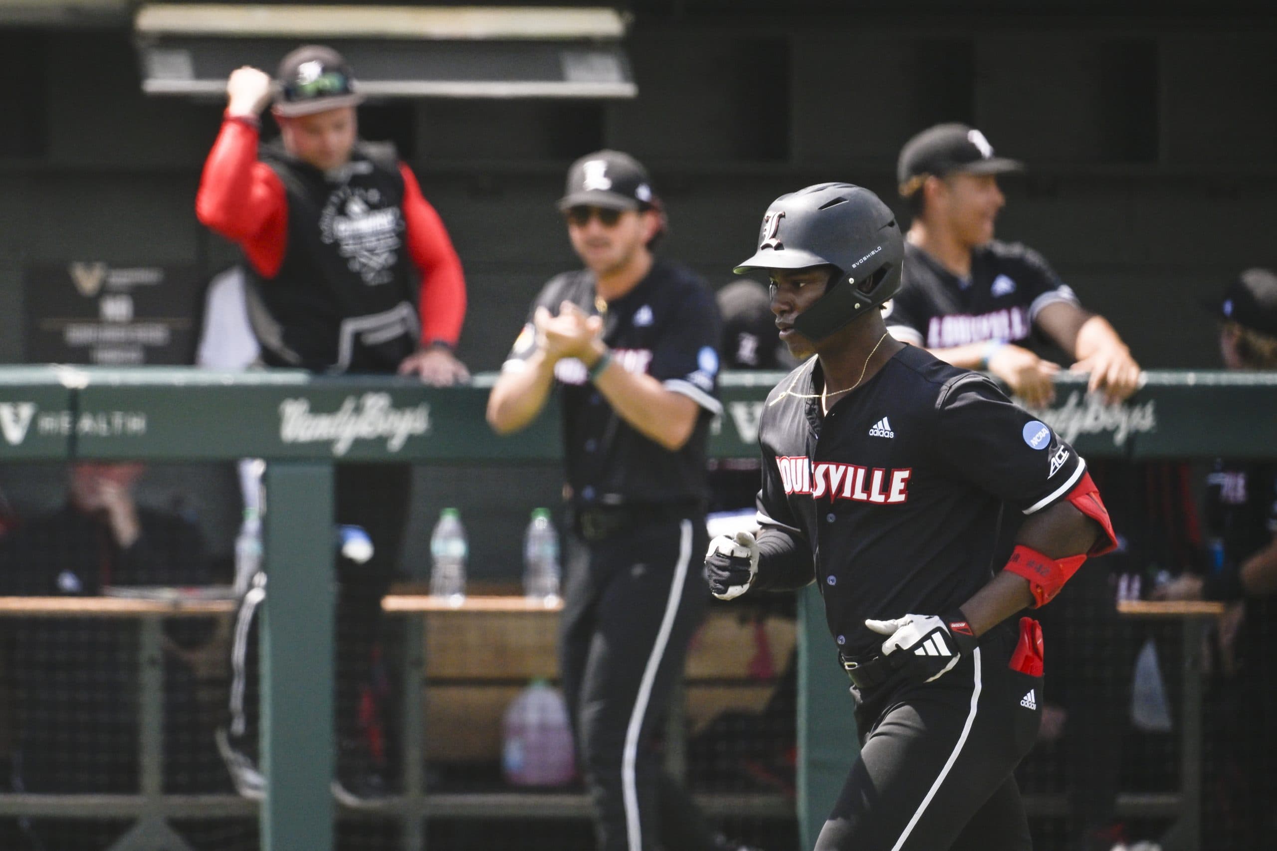Louisville Defeats Miami 3-2; Advances to the College World Series for the Sixth Time