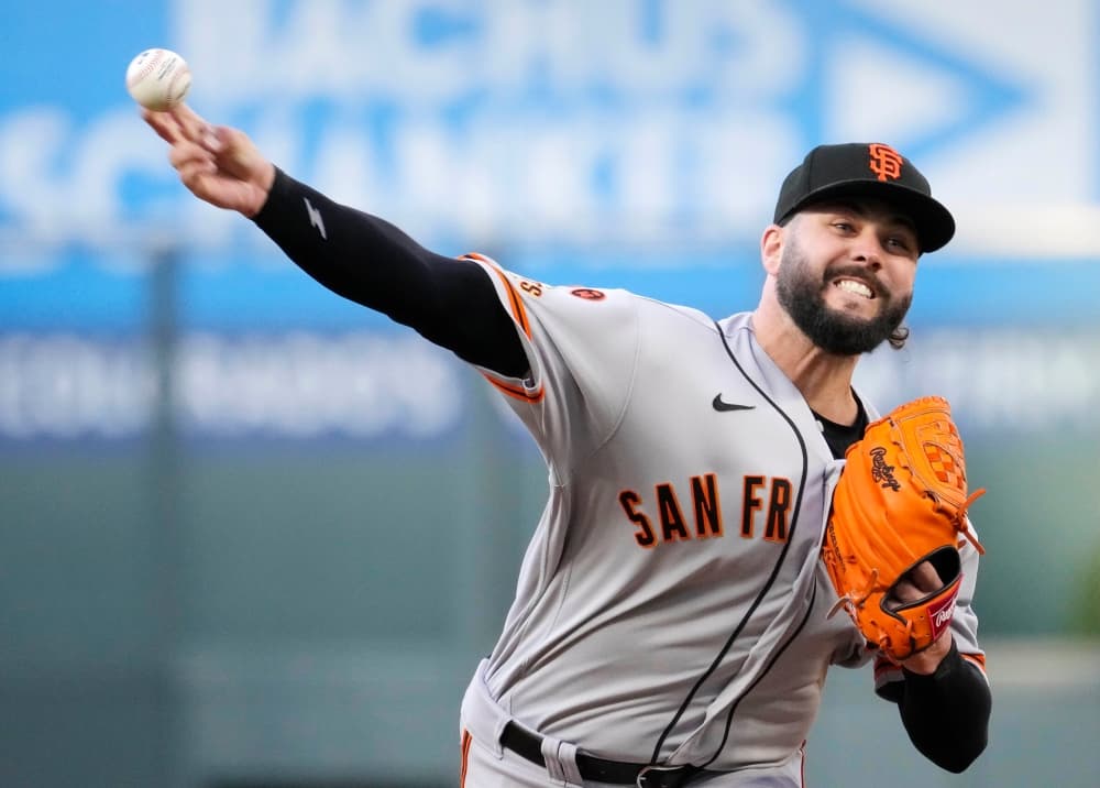 Right-hander Jakob Junis and Brewers finalize 1-year contract