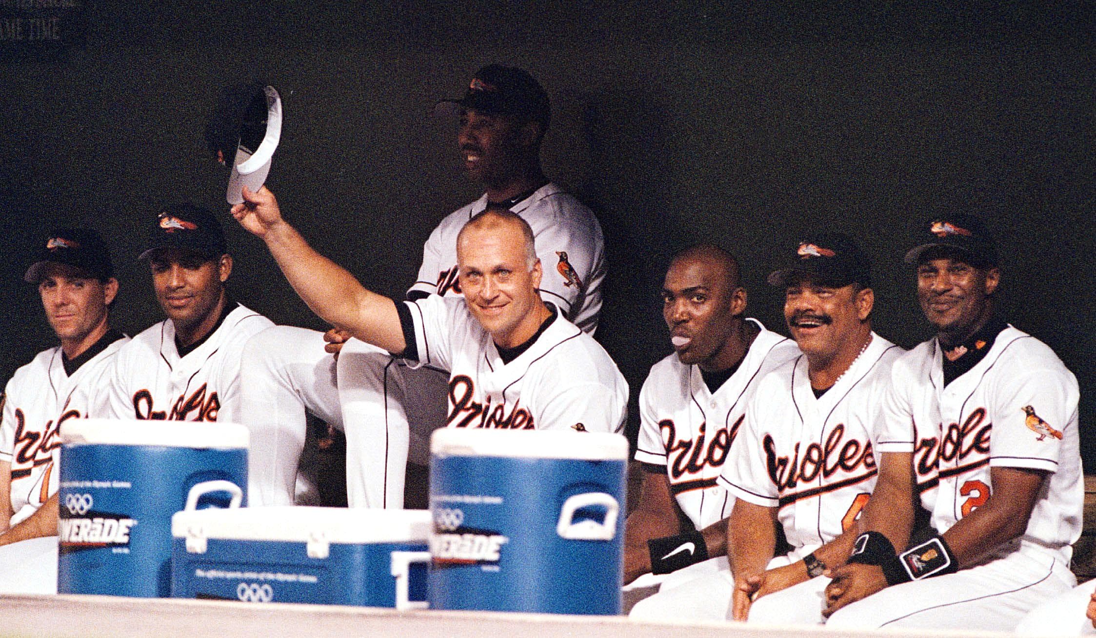 This Date in Baseball – Cal Ripken Jr. Plays in 2,000th Straight Game