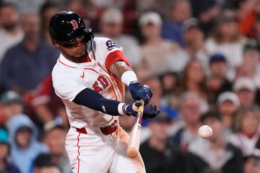 Red Sox score 3 runs in 7th to hold of Rays 4-3, earn season-high 7th straight victory