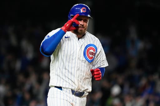 Busch hits RBI single in 10th as Cubs beat Reds 3-2 for seventh straight win
