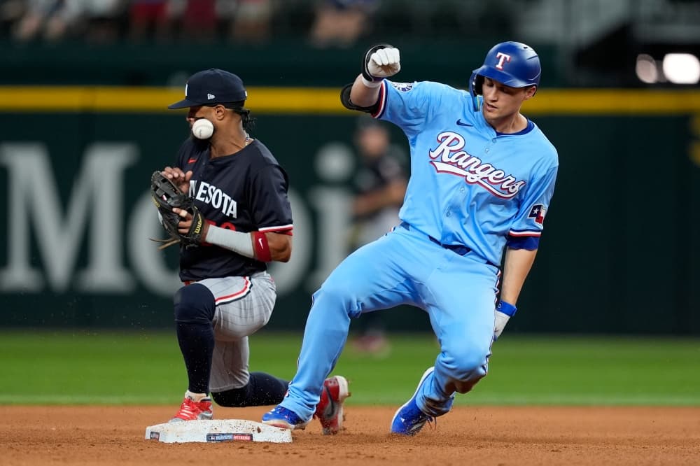 Corey Seager says he will be ready for Rangers spring training after 2 hernia operations last year