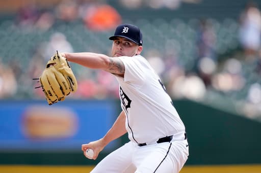 Right-hander Alex Lange agrees to $900,000 deal with Royals, 2 days after he was released by Tigers