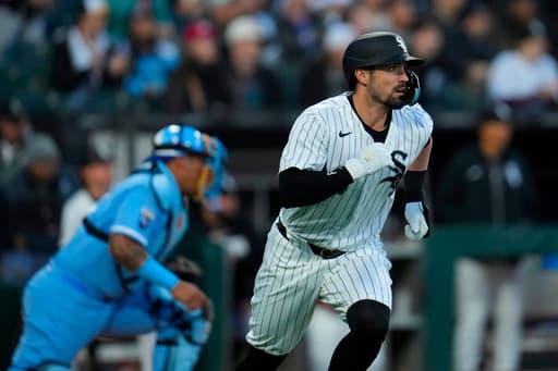 Grichuk powers White Sox past Royals 6-2 for their fifth straight win