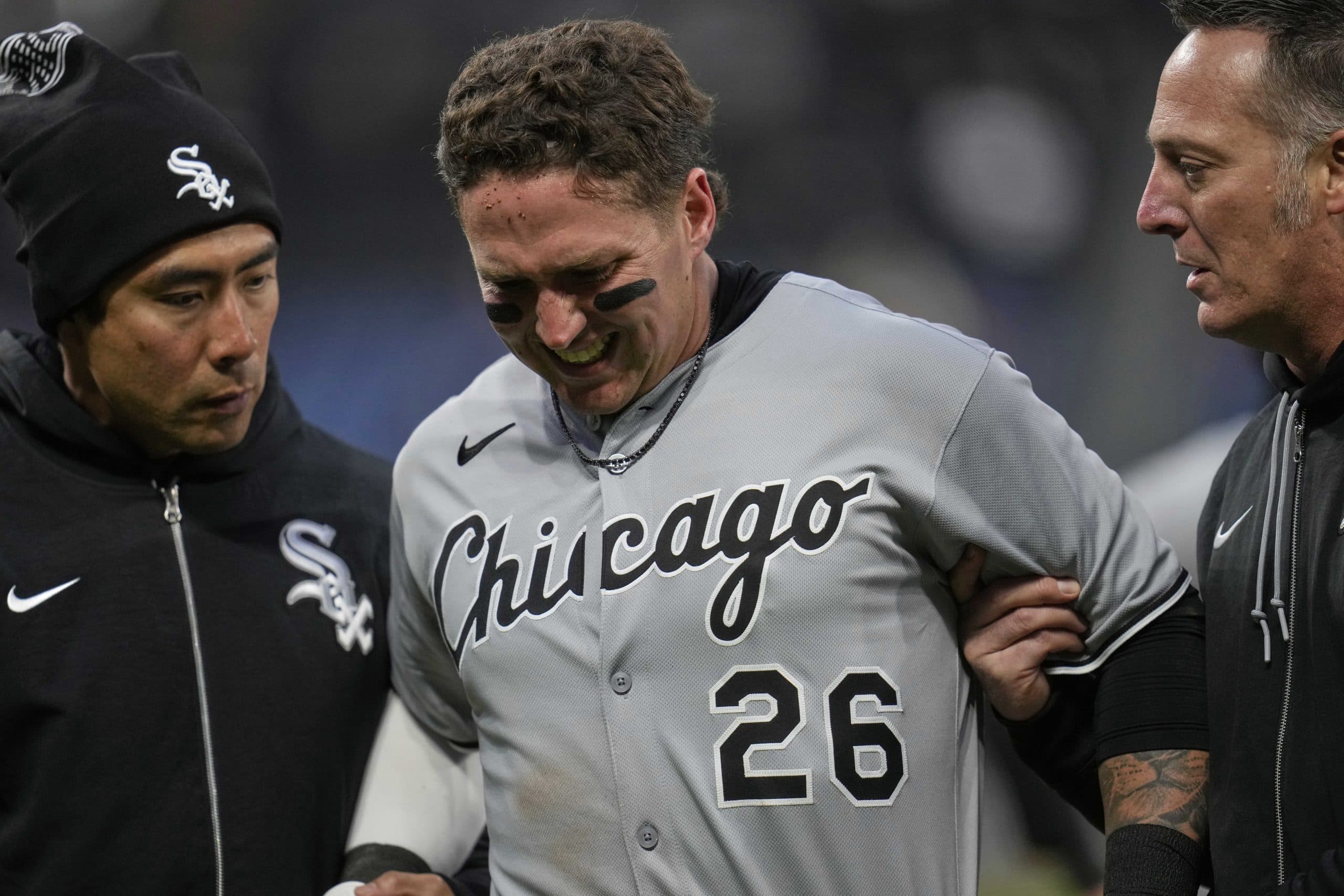 White Sox catcher Korey Lee suffers ankle injury during 6th inning against Guardians