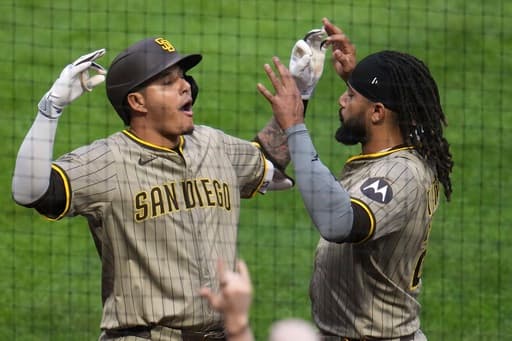 Tatis scores go-ahead run on a wild pitch in the 9th as the Padres edge the Pirates 2-1