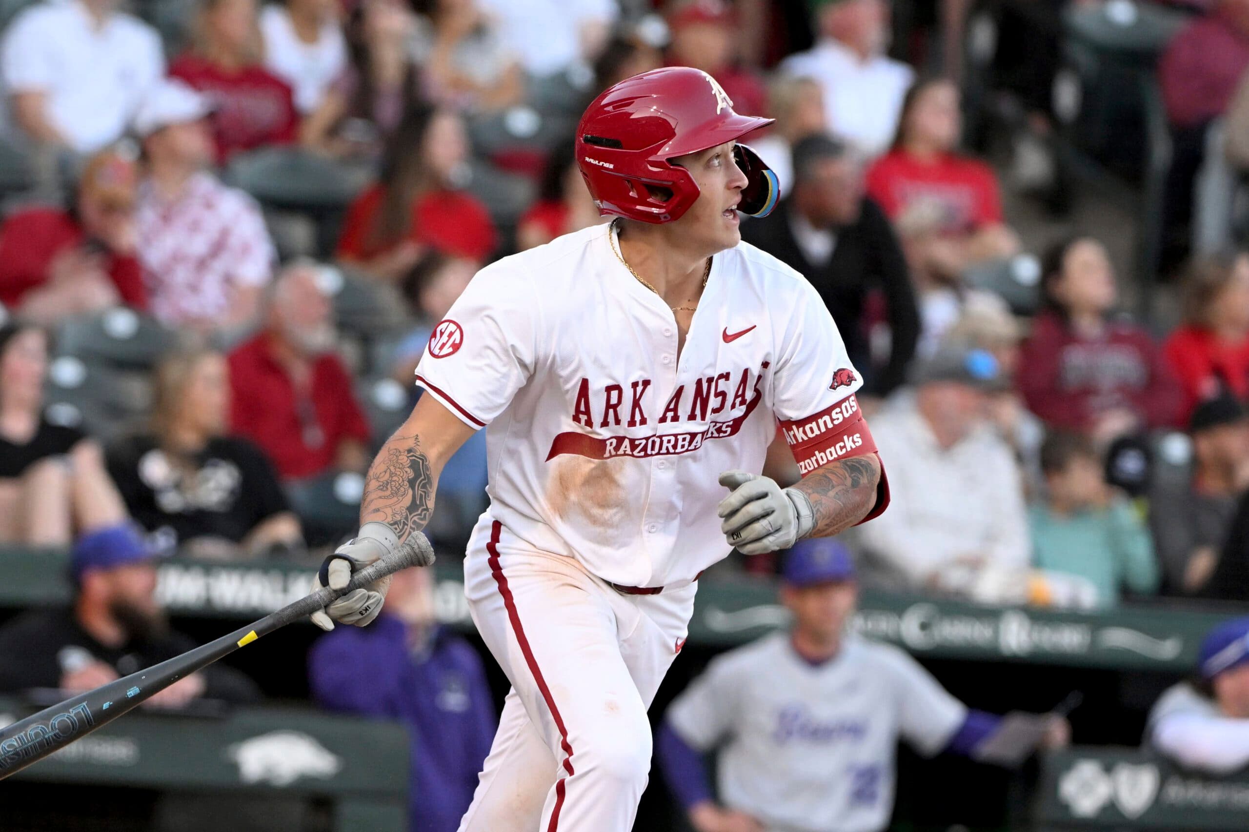 Arkansas’ Kuhio Aloy to Recieve Surgery for a Broken Hamate Bone