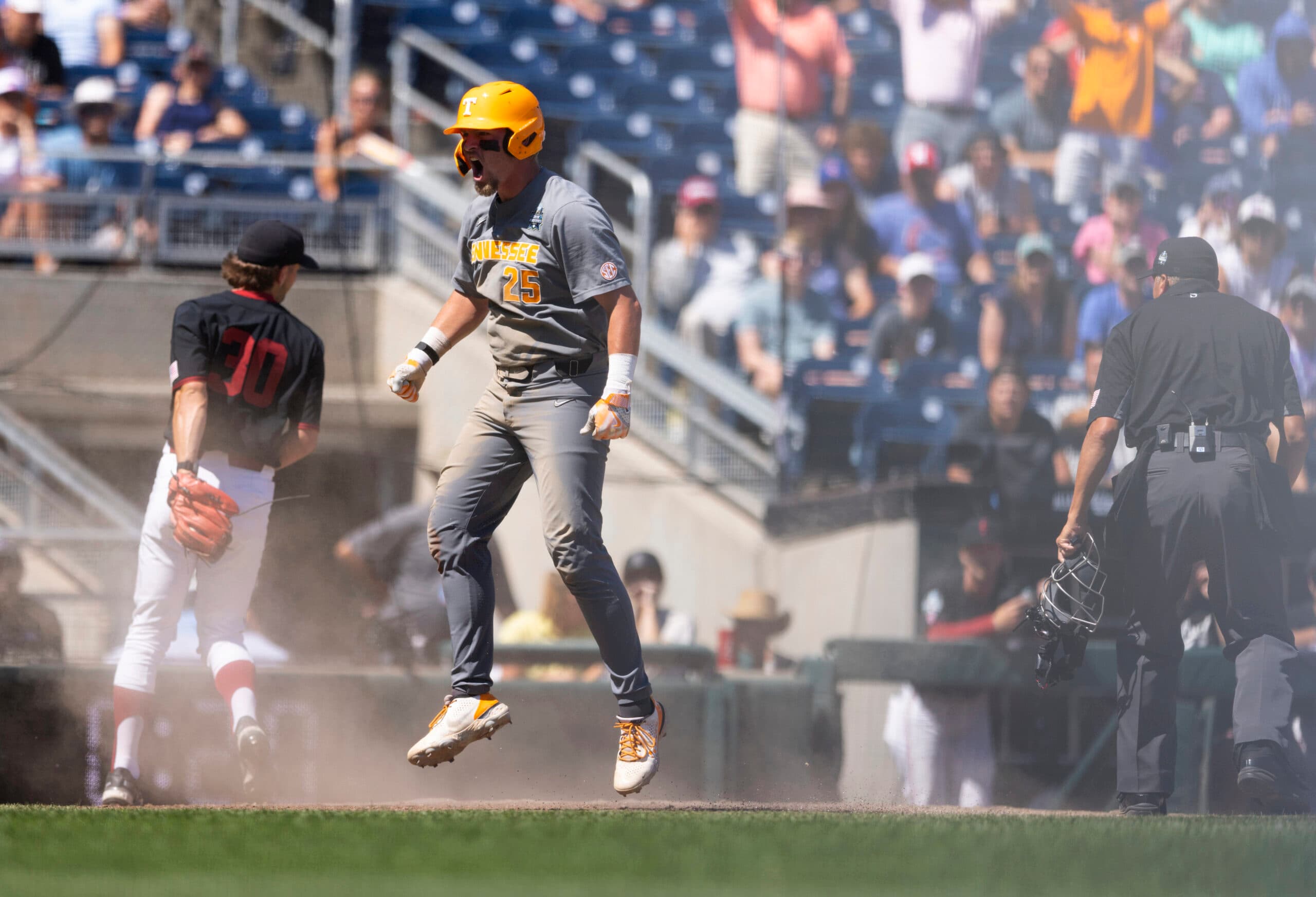 College World Series: Tennessee Stays Alive With 6-4 Win Vs. Stanford