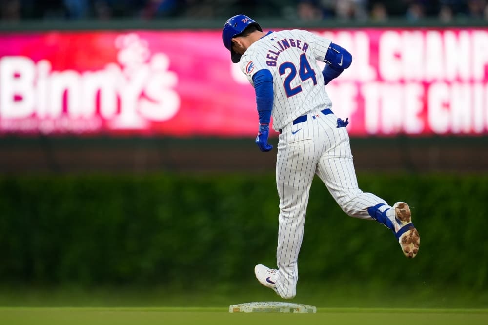 Bellinger returns from broken ribs, giving Cubs’ lineup a big boost