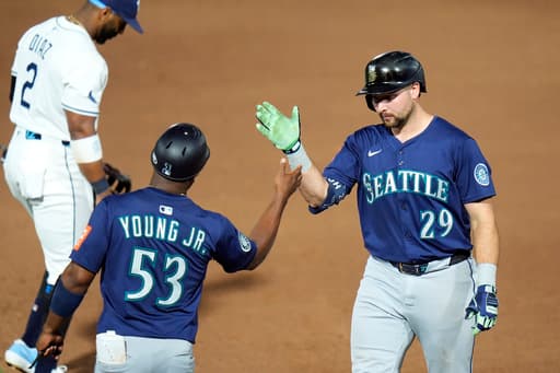 Mariners catcher Cal Raleigh hits his 51st homer and closes in on more records