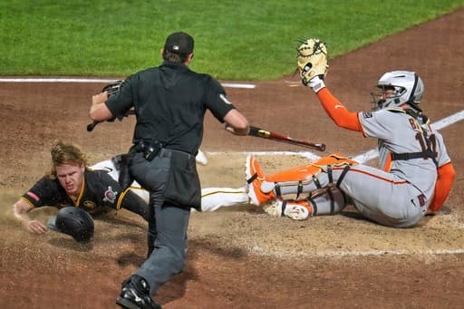 Isiah Kiner-Falefa drives in winning run in bottom of the ninth to lift Pirates over Giants 5-4