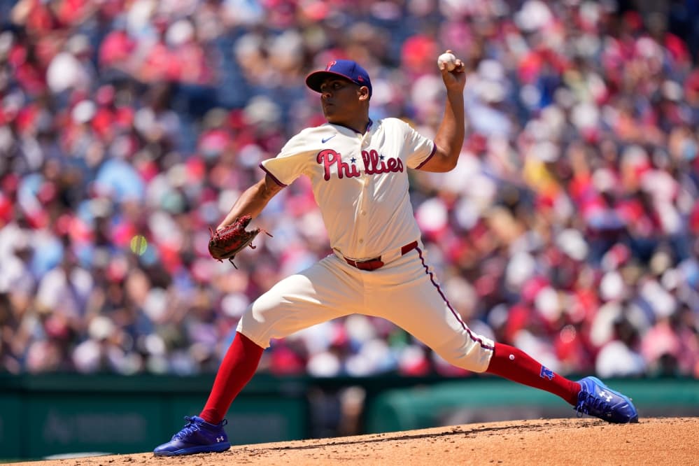 Phillies star pitcher Ranger Suárez overjoyed with overdue family reunion in America