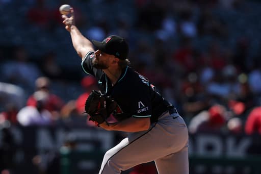 Veteran reliever Kendall Graveman designated for assignment by Diamondbacks