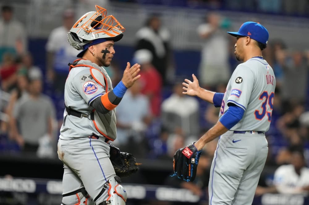 Delayed flight leads to sleepless night for Mets before Subway Series opener at Yankee Stadium