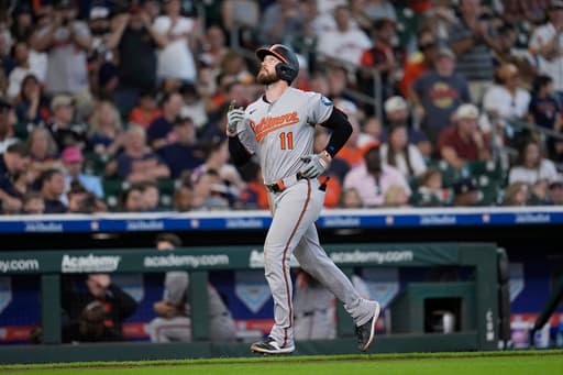 One game after career night (4H, 5RBI), Orioles 3B Westburg leaves game in Boston with sore ankle