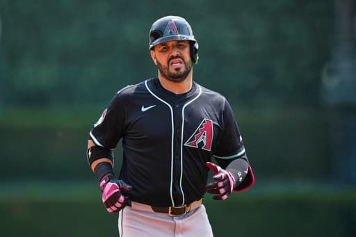 Suárez to Mariners, Durán to Phillies as MLB trade market heats up before Thursday’s deadline