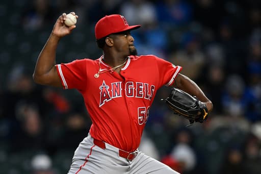 José Soriano pitches 2-hit ball over 6 scoreless innings again as Angels blank Cubs 2-0