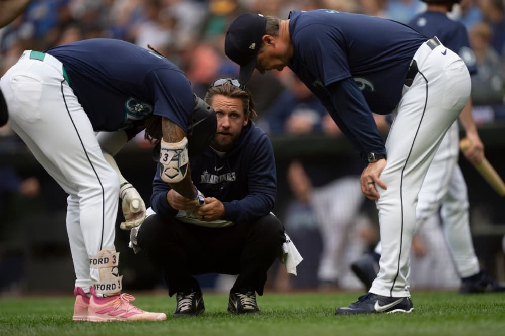 Mariners place Julio Rodríguez, J.P. Crawford on 10-day injured list; Ty France cut