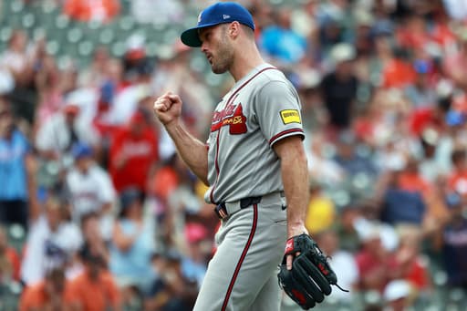 Weiss’ unusual intentional walk works as the Braves hold on: ‘I would have got killed for that one’