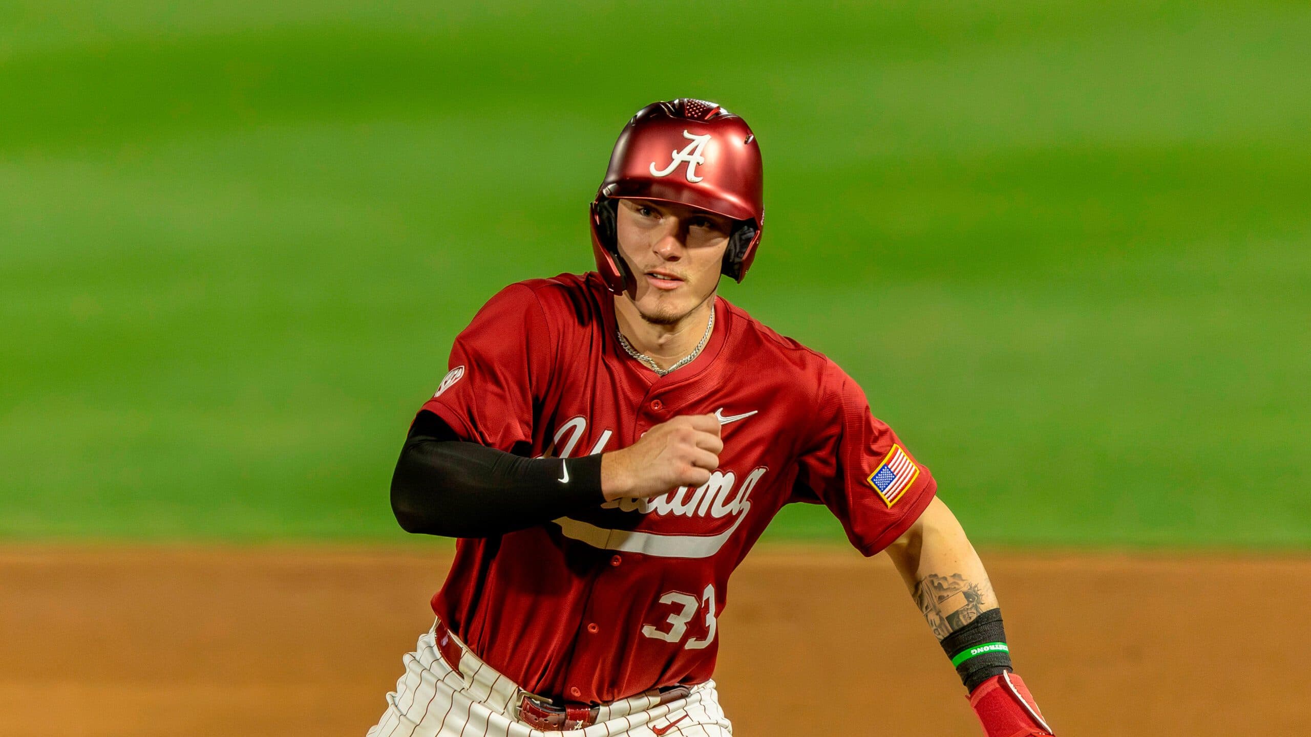 Alabama Beats USC Upstate 7-5, Advances to Tuscaloosa Regional Final