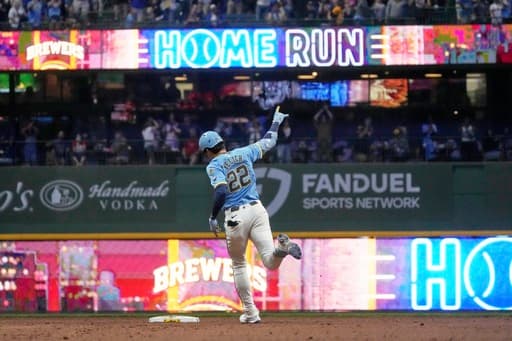Brewers become first MLB team to clinch playoff spot this season