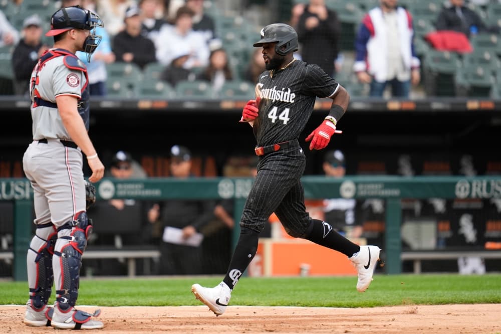 White Sox slugger Eloy Jiménez frustrated by latest injury, vows to keep working