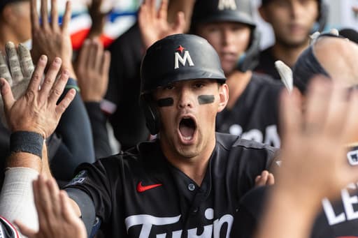 Brooks Lee homers, drives in 4 as Twins topple Guardians 10-6 in José Ramírez’s return from injury