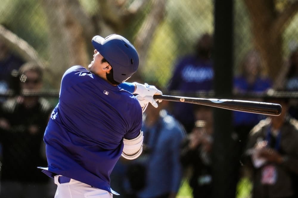 Ohtani takes live batting practice with Dodgers in his latest step forward in comeback from surgery