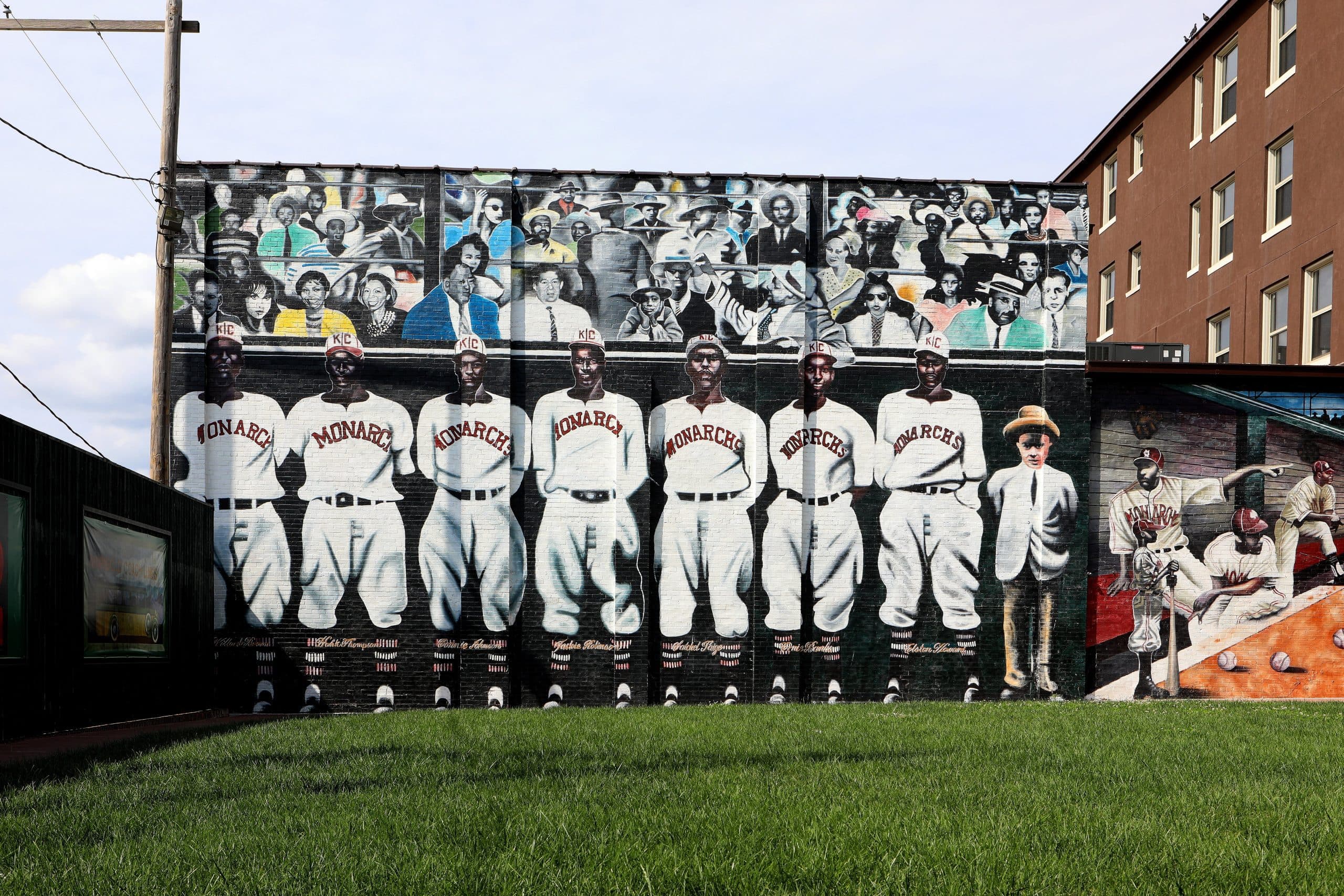MLBPA, MLB Announce Expansion of Support Programs to Living Negro League Players